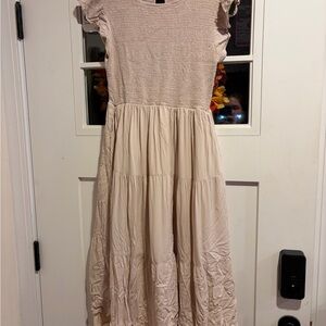 Elegant Tiered Cream Midi Dress